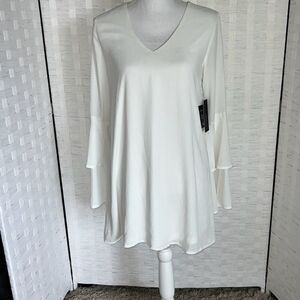 NWT Lulus Guest of Honor White Flounce Sleeve Shift Dress Small